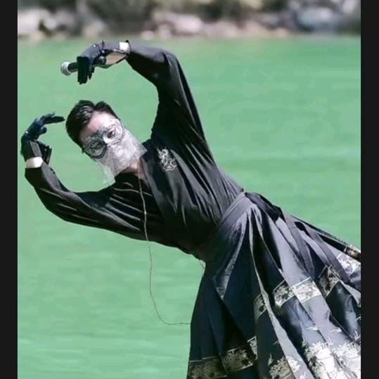 歌歌🌈（沧海一舟）