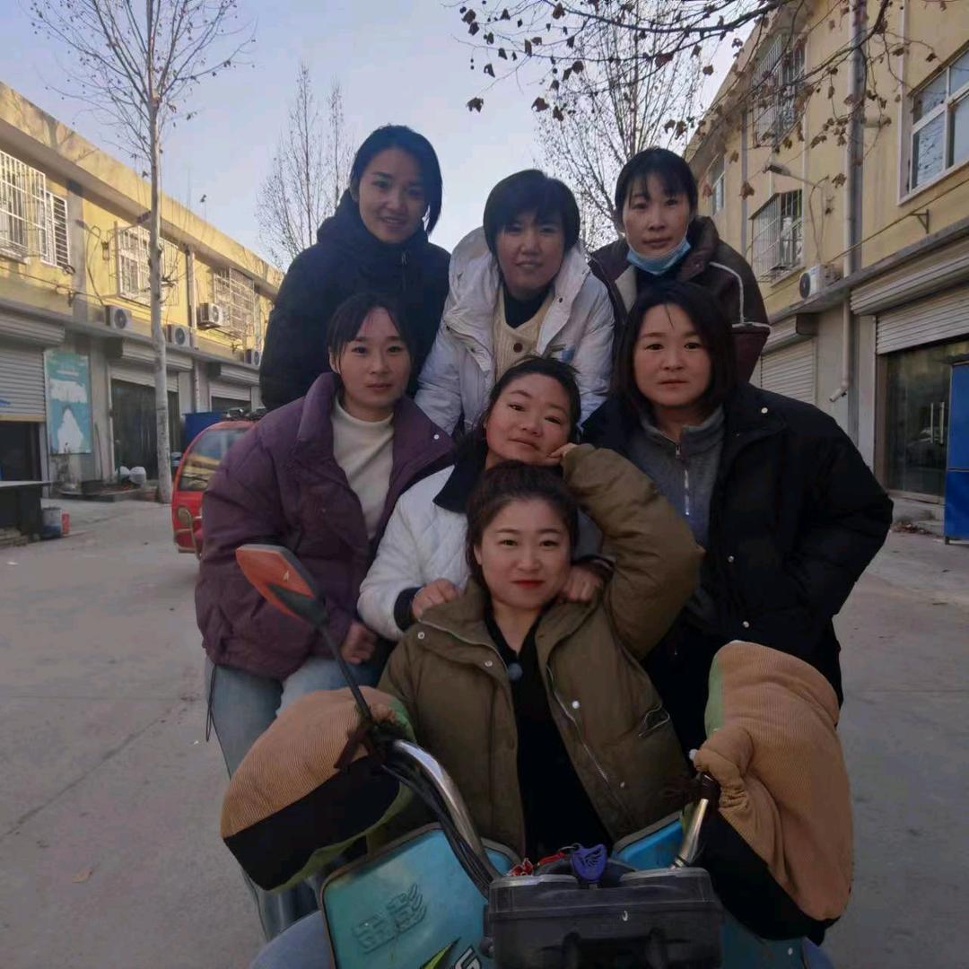 农村七仙女，不定时开播聊天