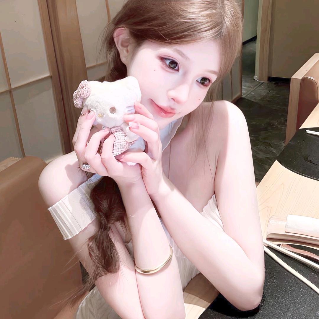 胆小鬼.^