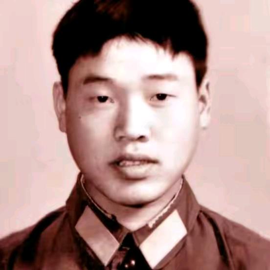 黑面书生