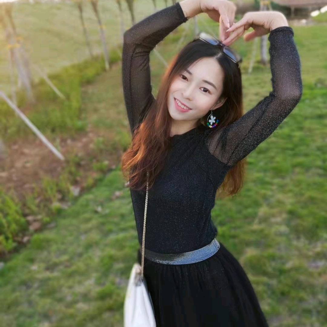 梅梅吖