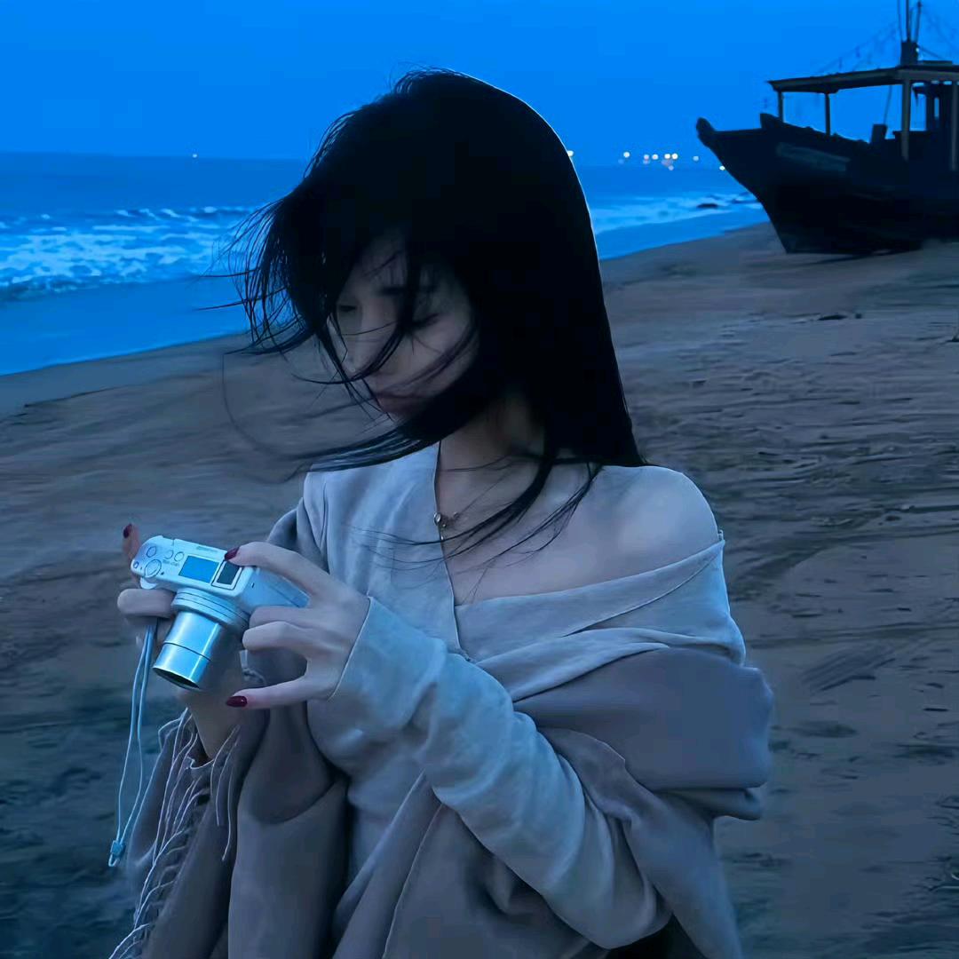 🌼雏菊的天空🦋