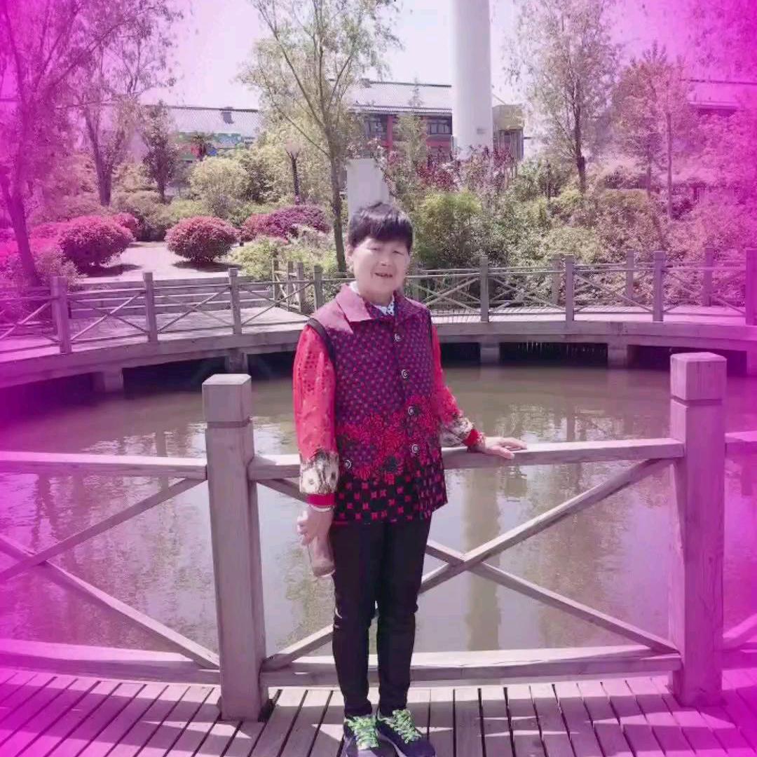 王功英