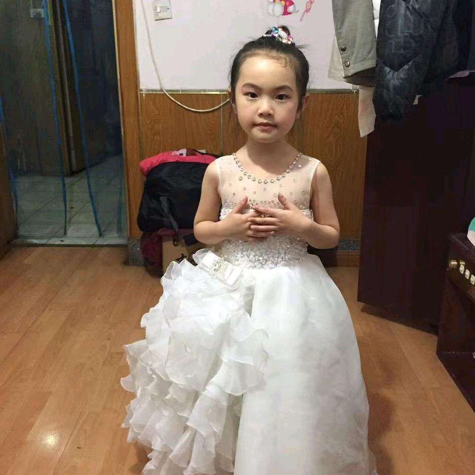 爱笑的小仙女