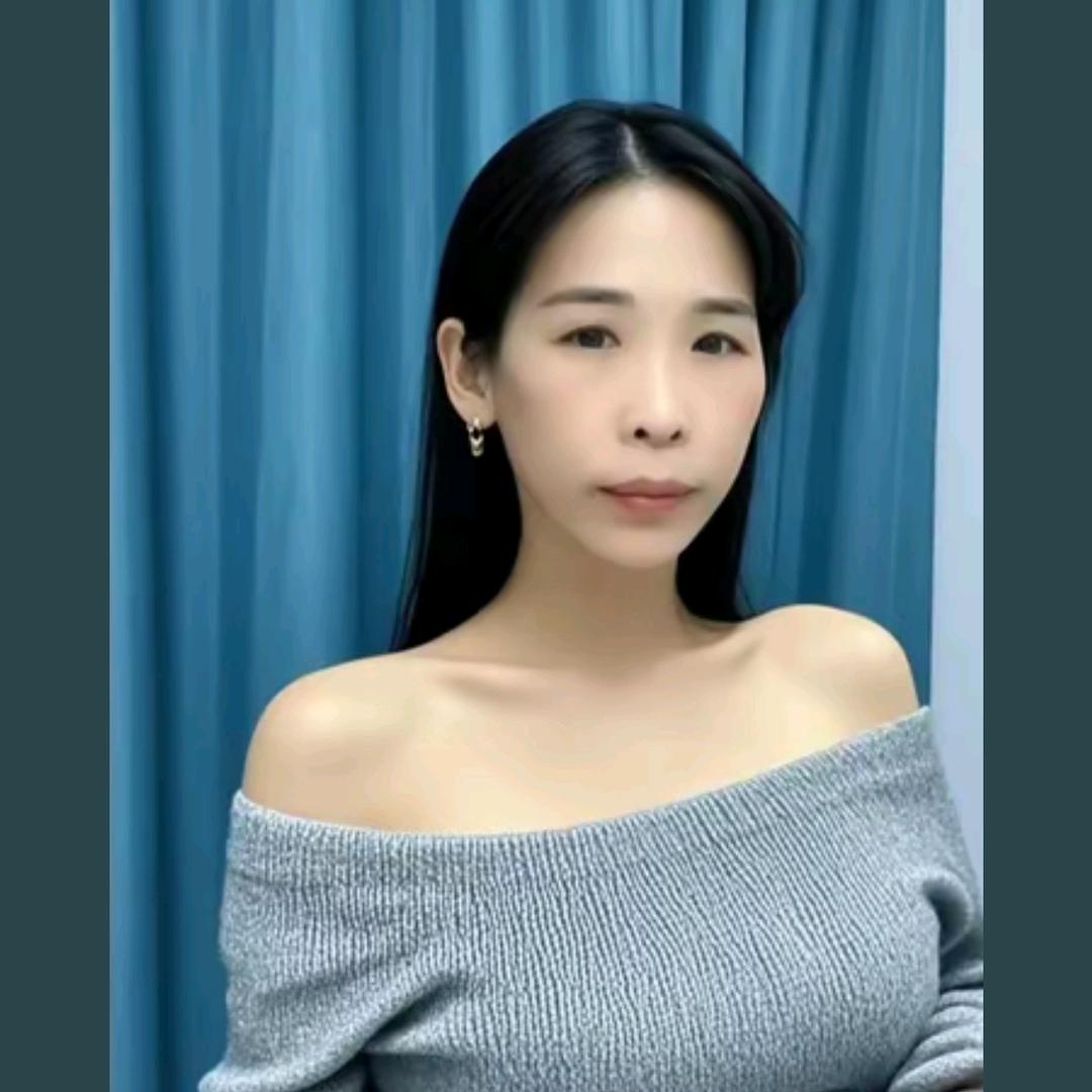 蒋文蔚:正能量晚上21点10唱歌🎤好