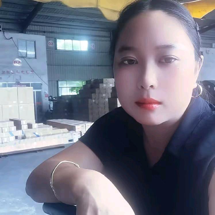 刘姐女叉车司机