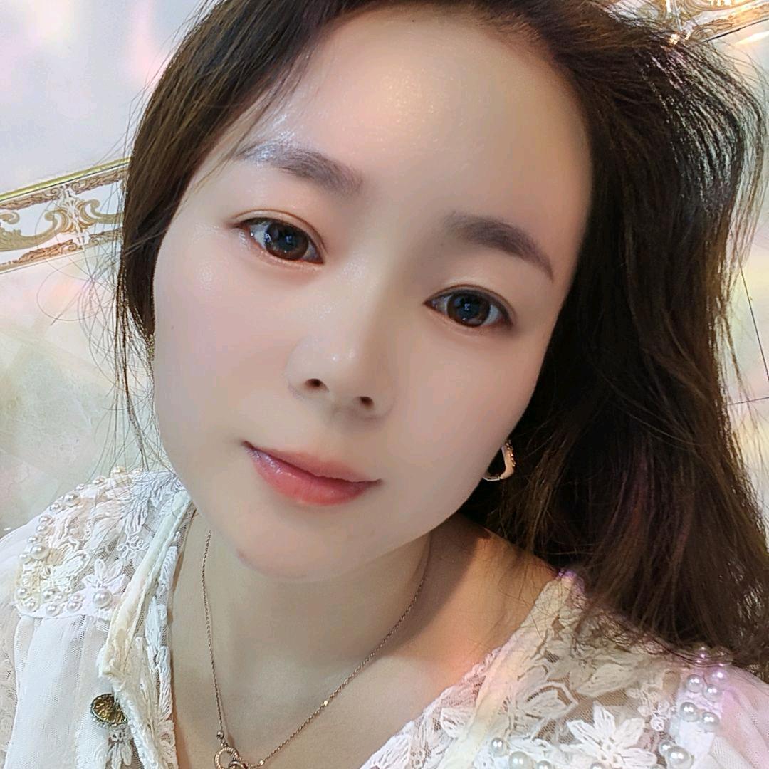 小妮子🍓