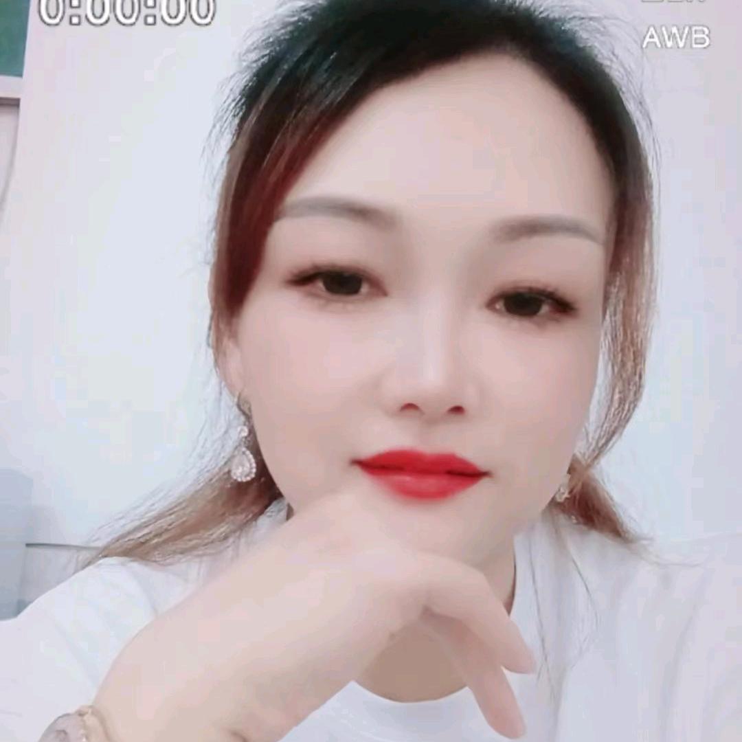 ঞ᭄何何💞美美ℒᎭℯ
