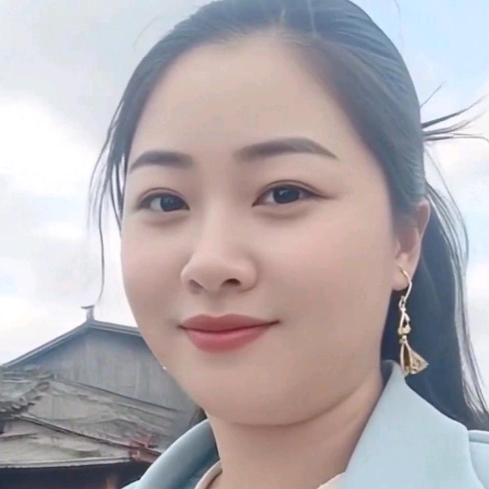 气质时尚女装