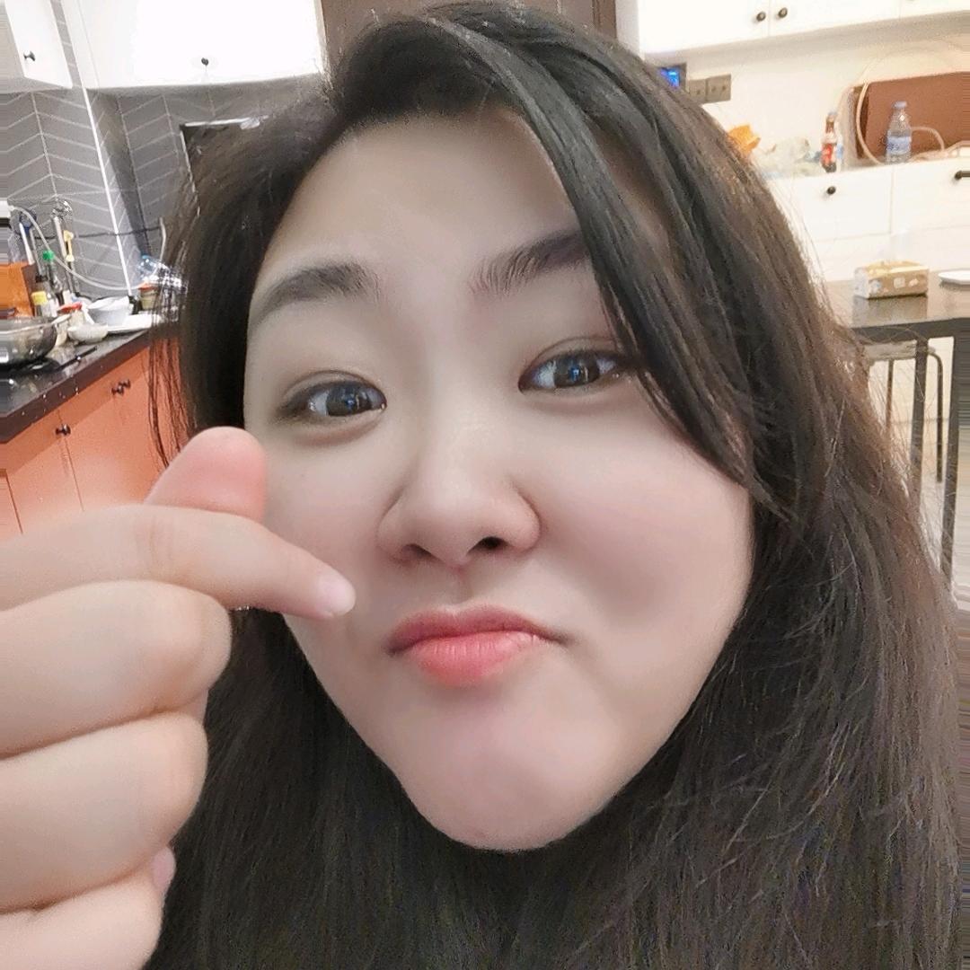 痩不下来的小姐姐