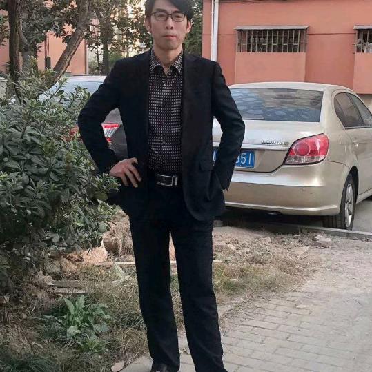 火车道上开飞机