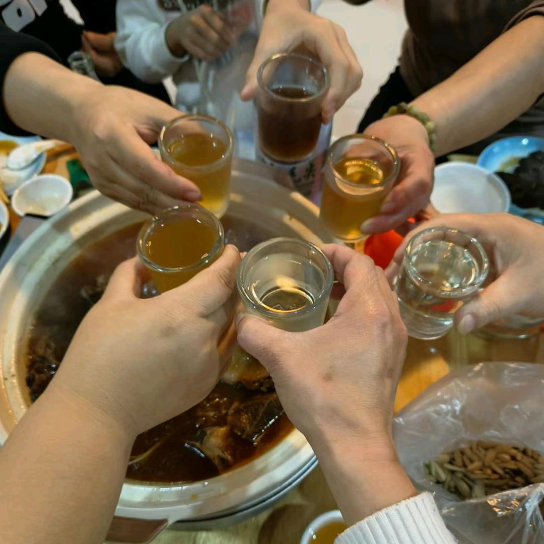 玉霞