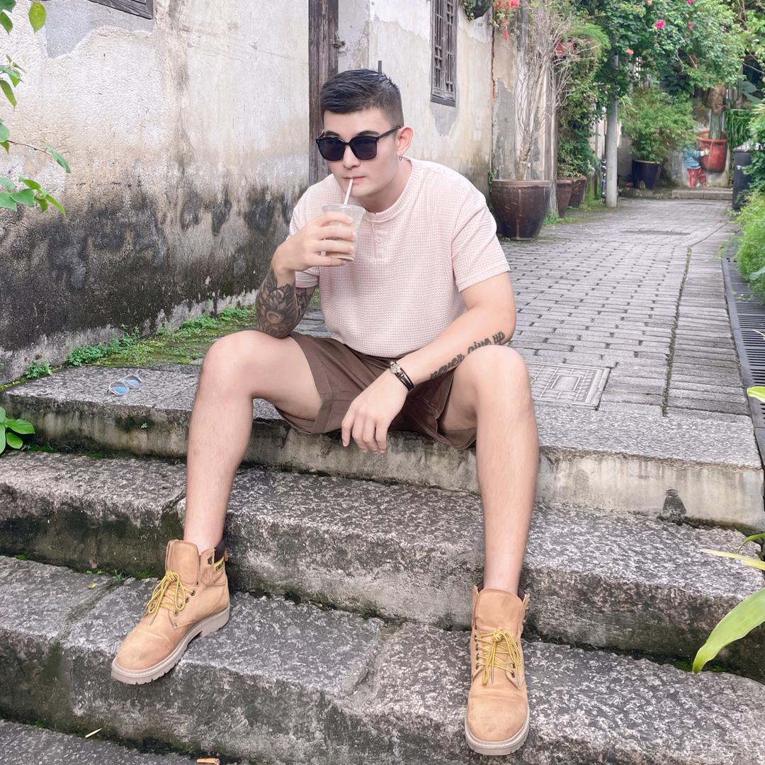 默默无闻