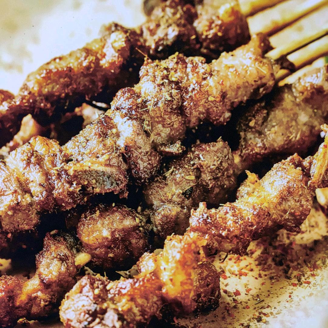 新疆兄弟羊肉串店