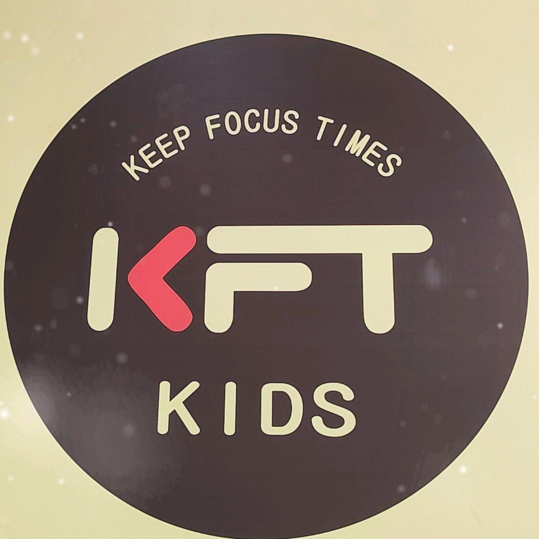 凯里童鞋五店～芸