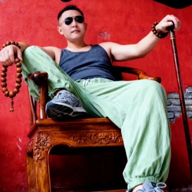 孤单…杨仔
