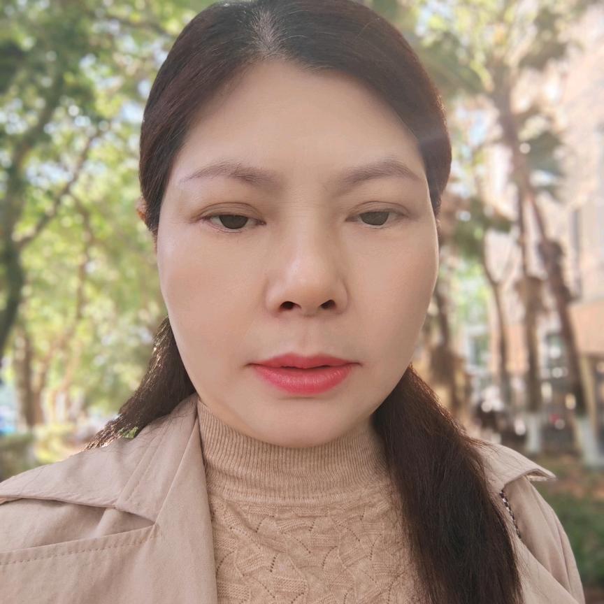 傲雪寒梅，