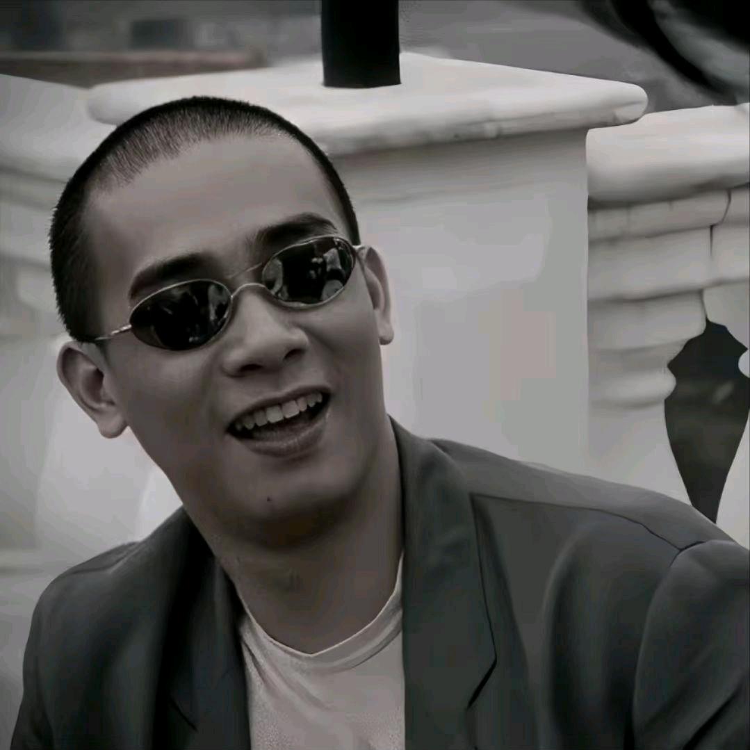 小哥