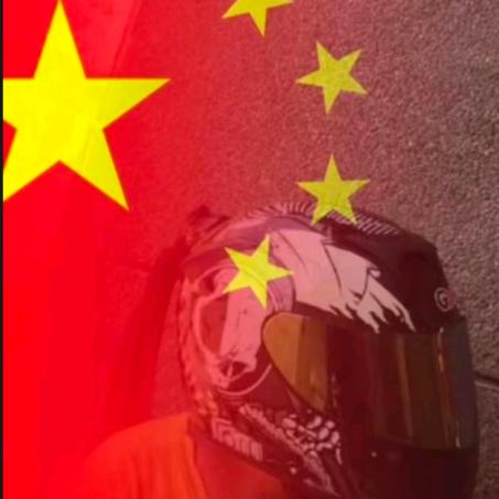 小林爱玩车
