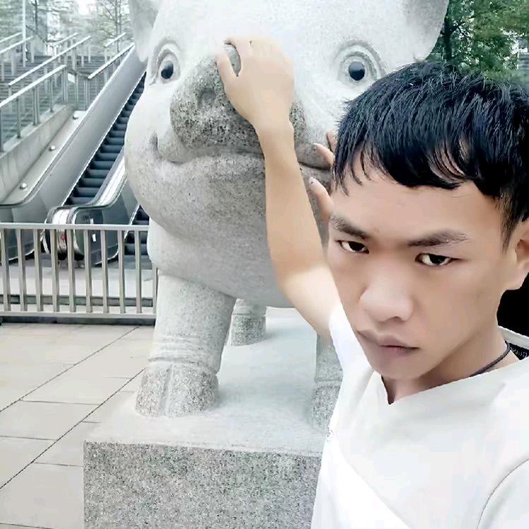 六哥表情包😉承蒙厚爱