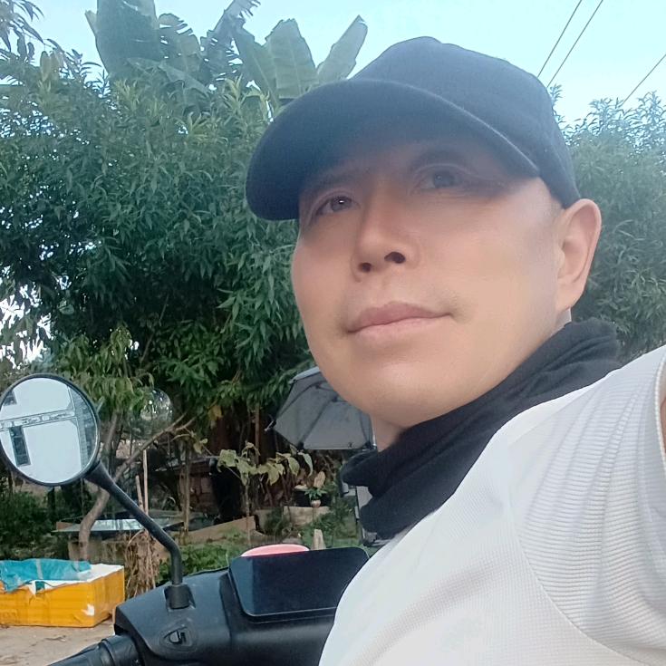 疯疯颠颠一狂僧