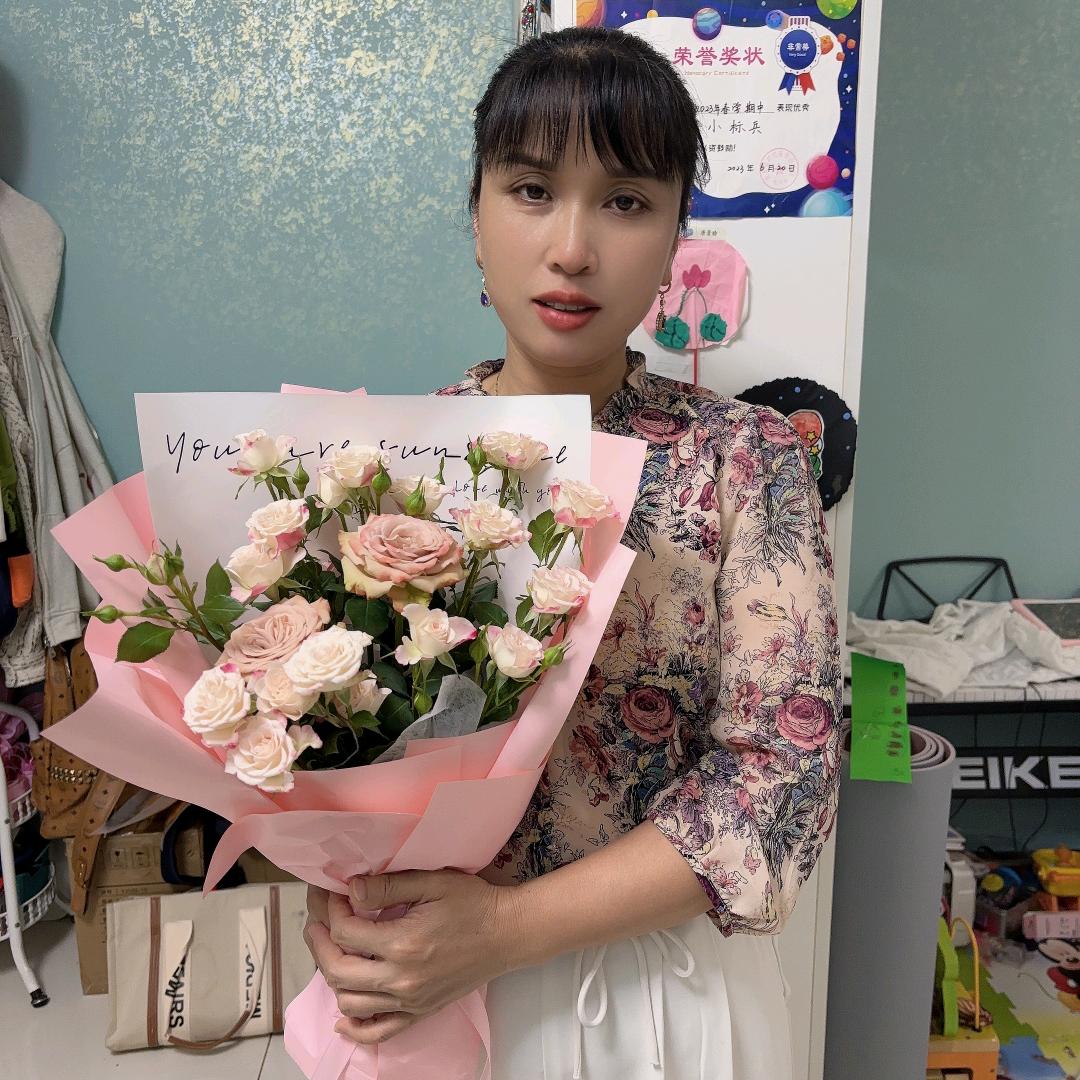 邻家莲儿