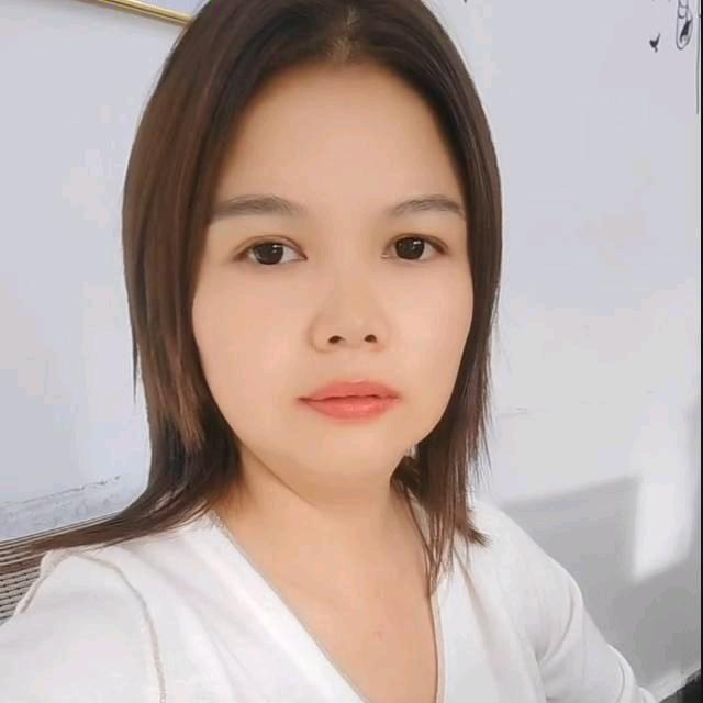 卖房小姐姐