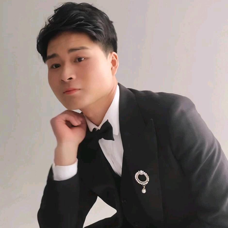 丹欣依