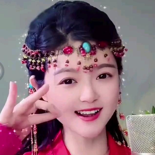 张姐歌舞。