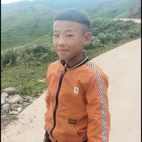 鬼步舞…小华惹