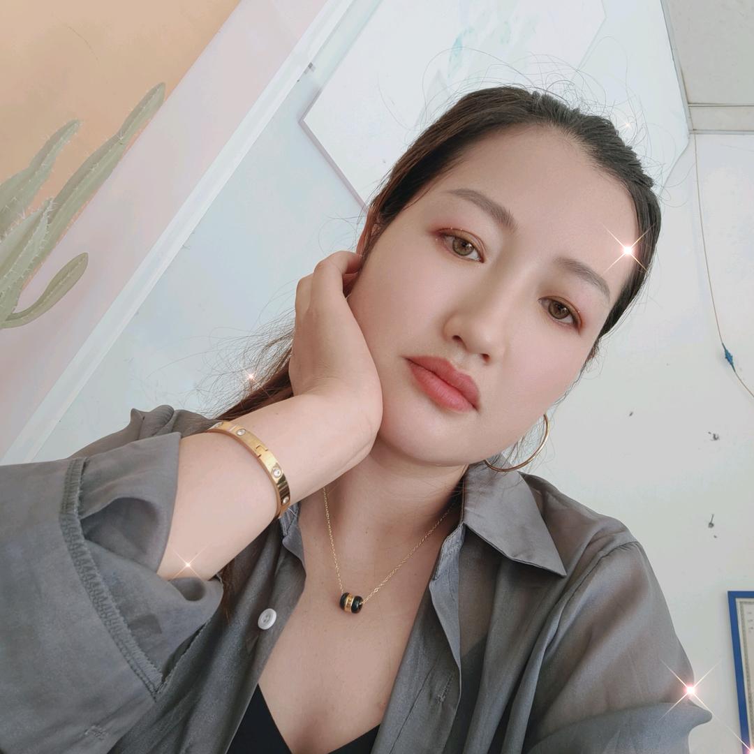香香轻奢女鞋