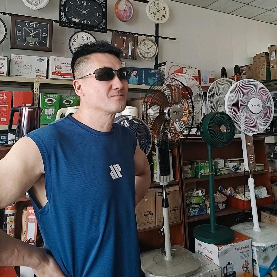 强哥（一生何求）