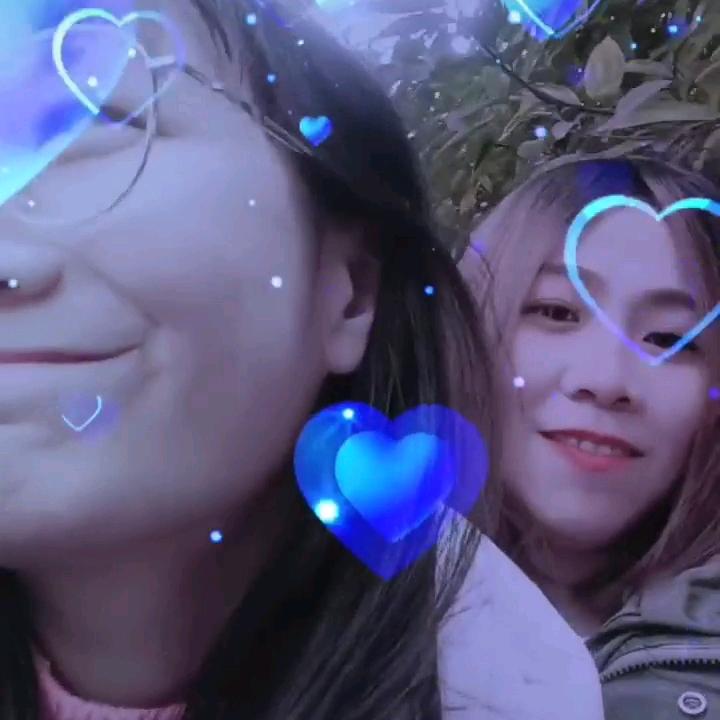 小何妹
