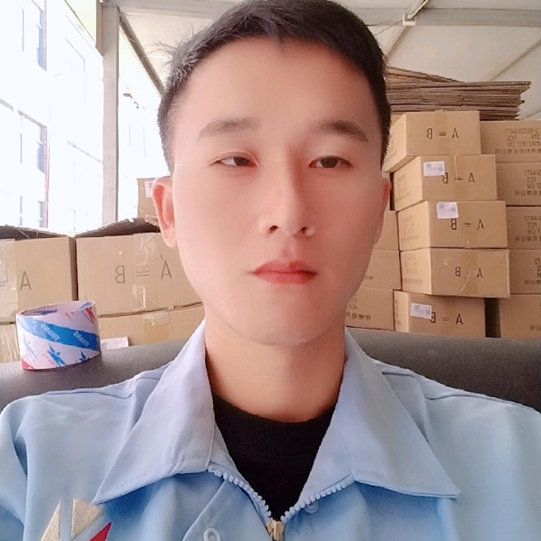 潘启云