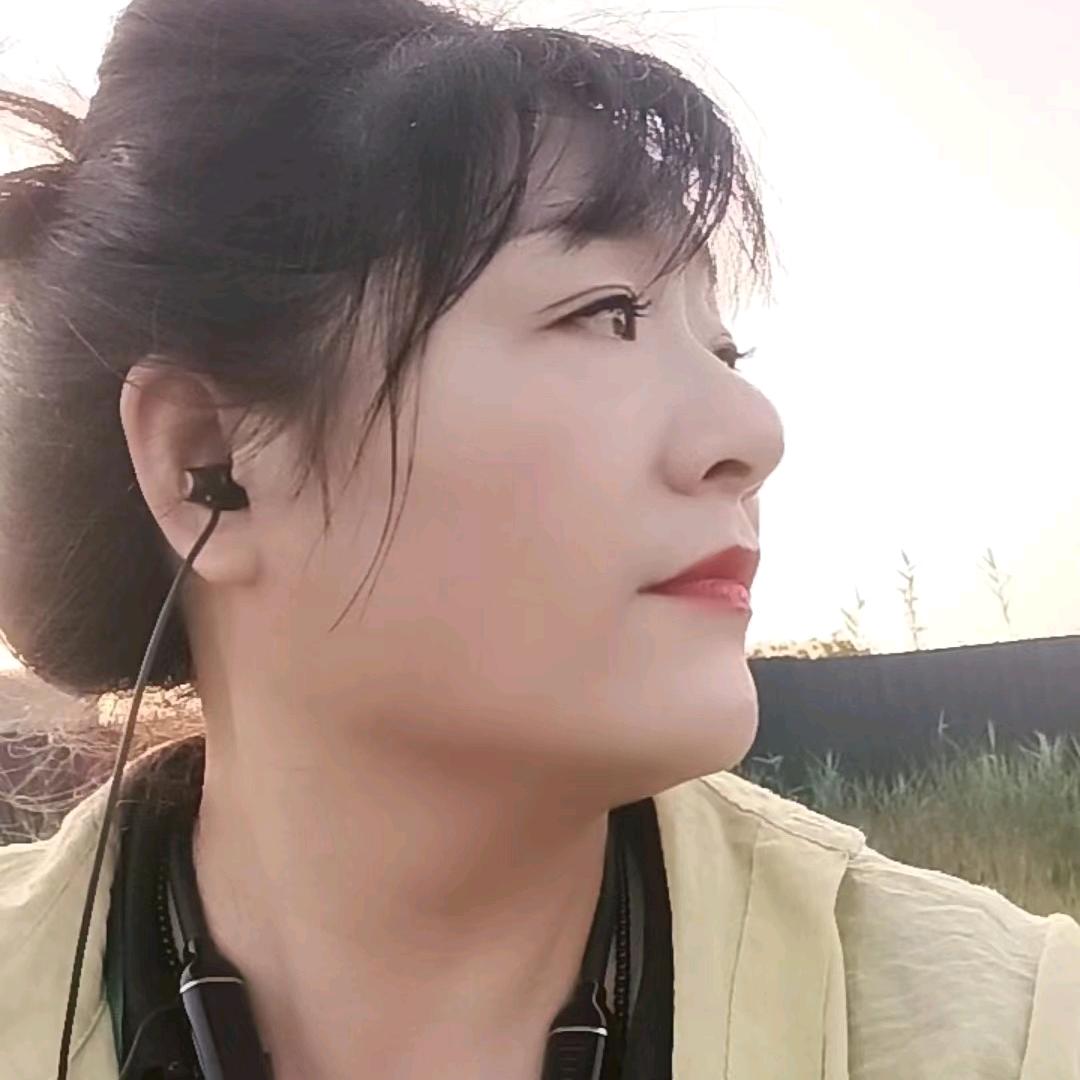爱笑的沈姐