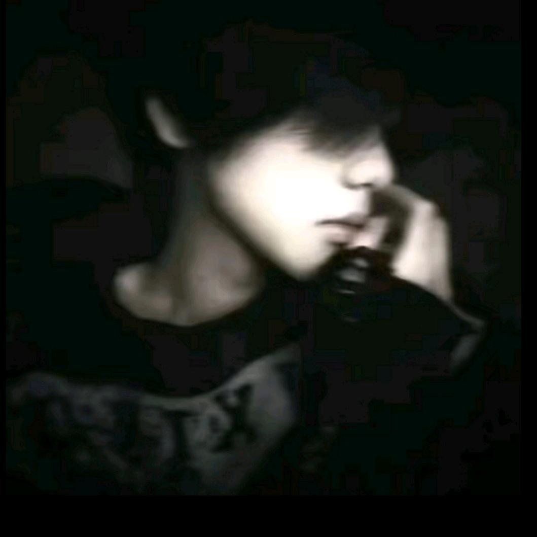 emo怡