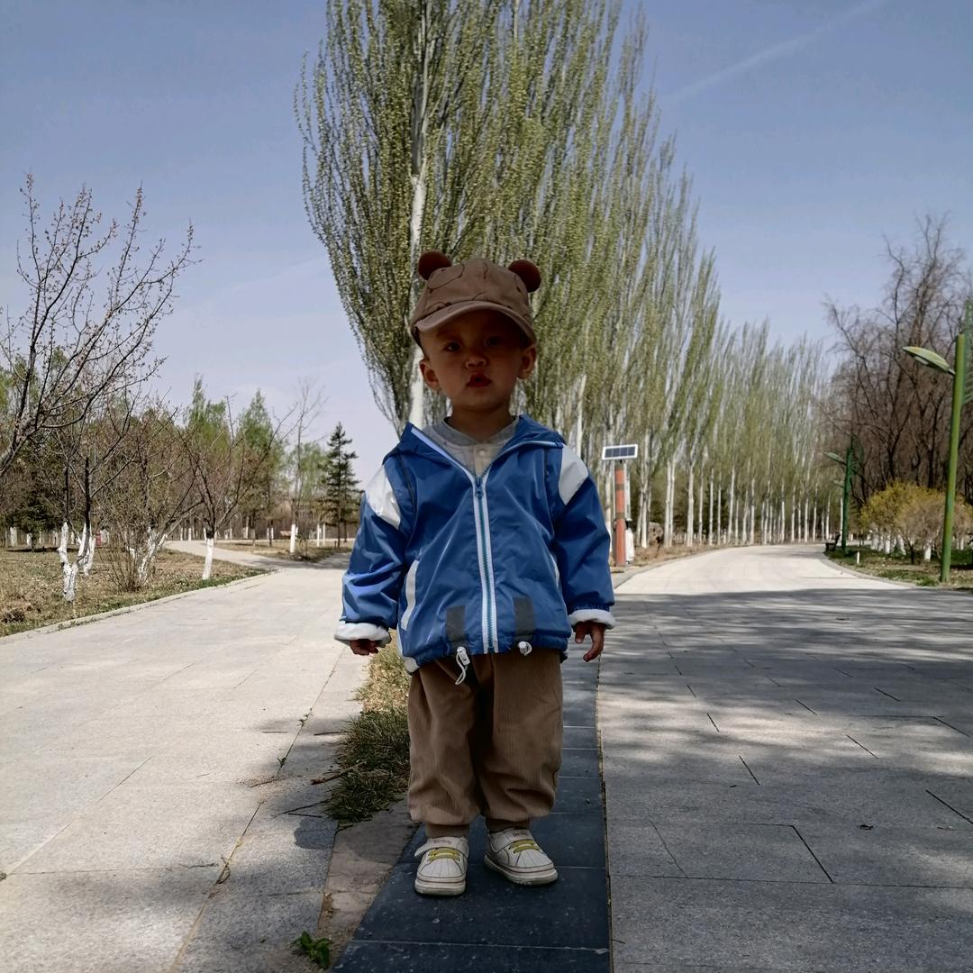 人生何处不相逢