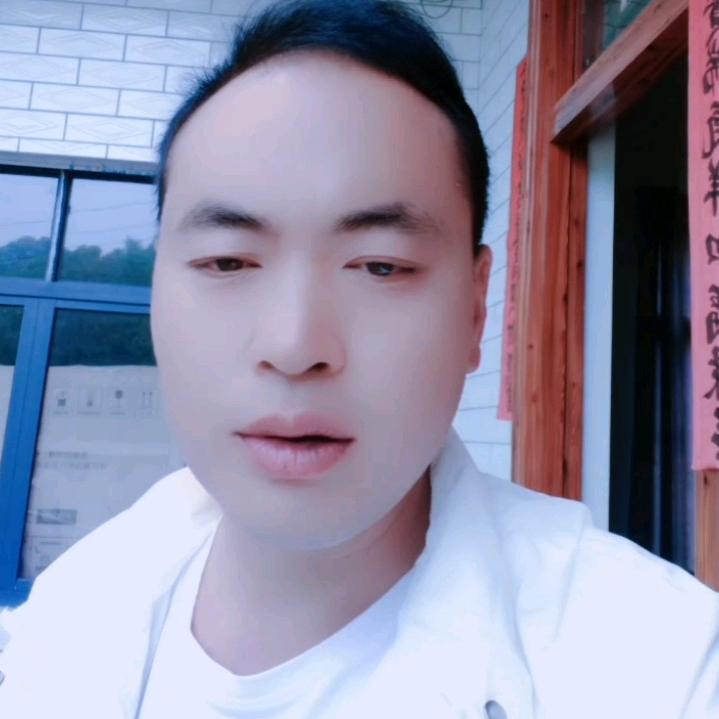 猛男