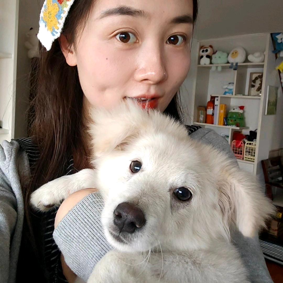 小白爱吃卜卜🥕