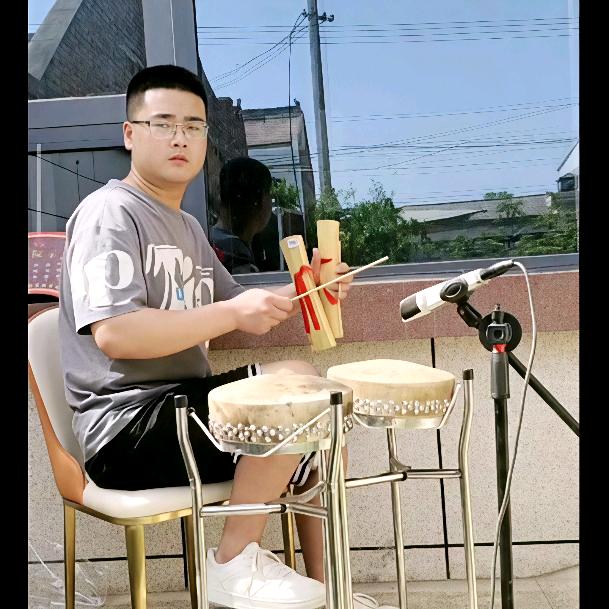 @张小辉.