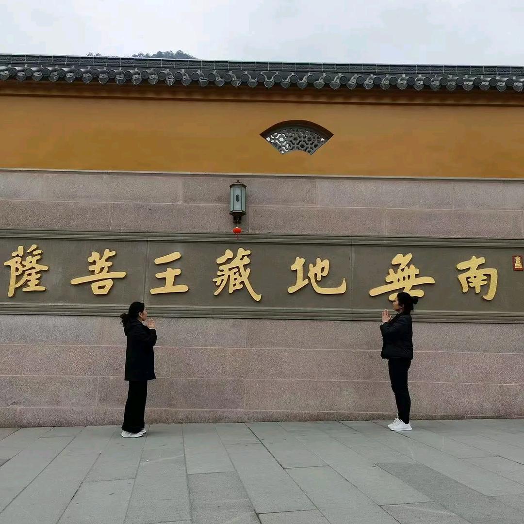 邢影不离◉‿◉
