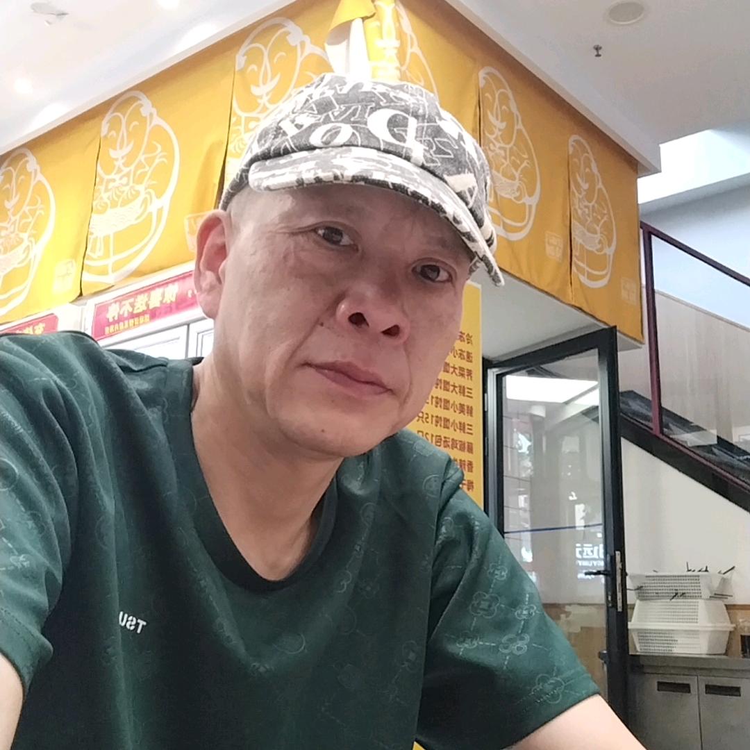 阿龙