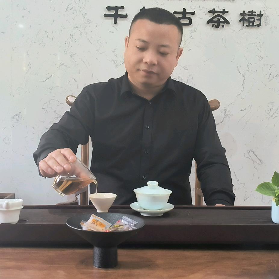 铜仁行之道装饰-龙经理