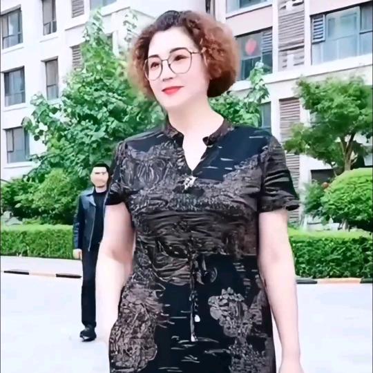 红玉《郑玉清》