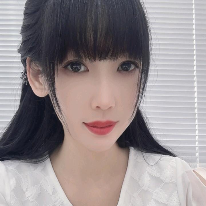 雅雅精品店