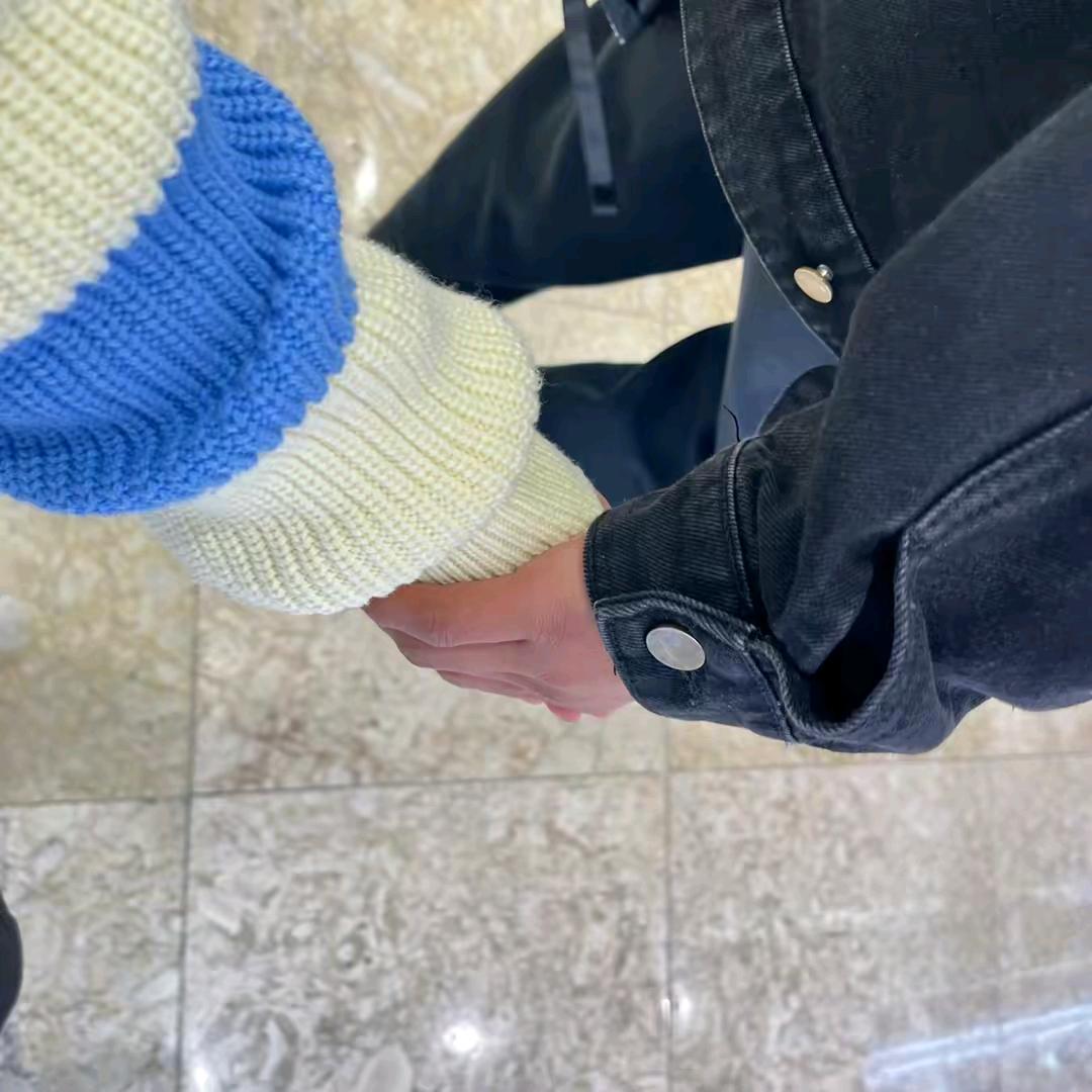 何处山花不烂漫