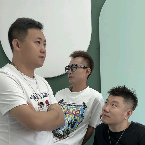 艺扬兄弟