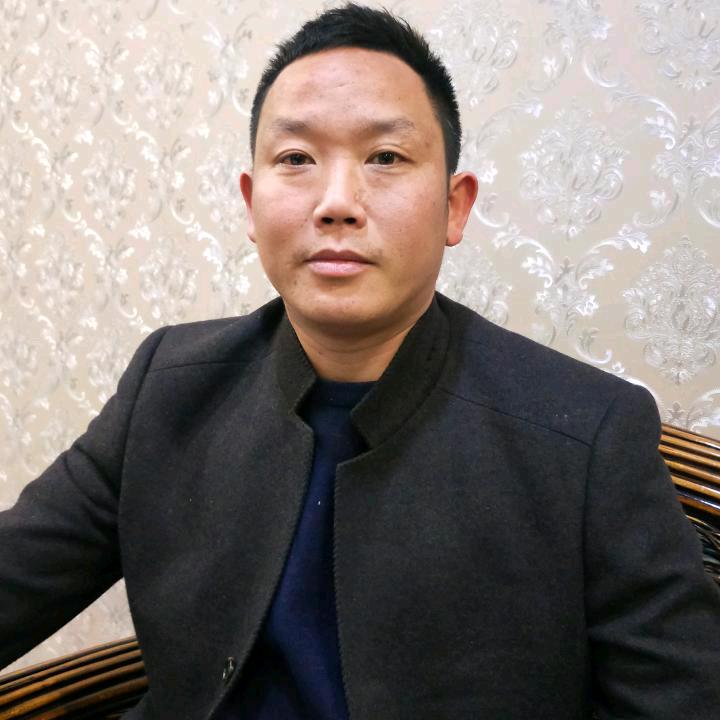 大漠孤鹰