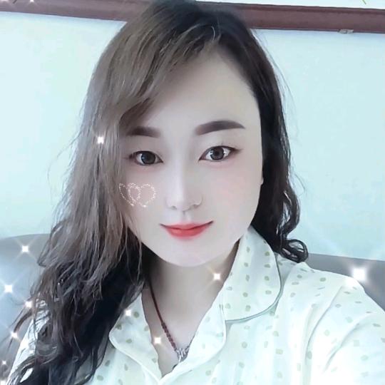吉祥如意的丫头