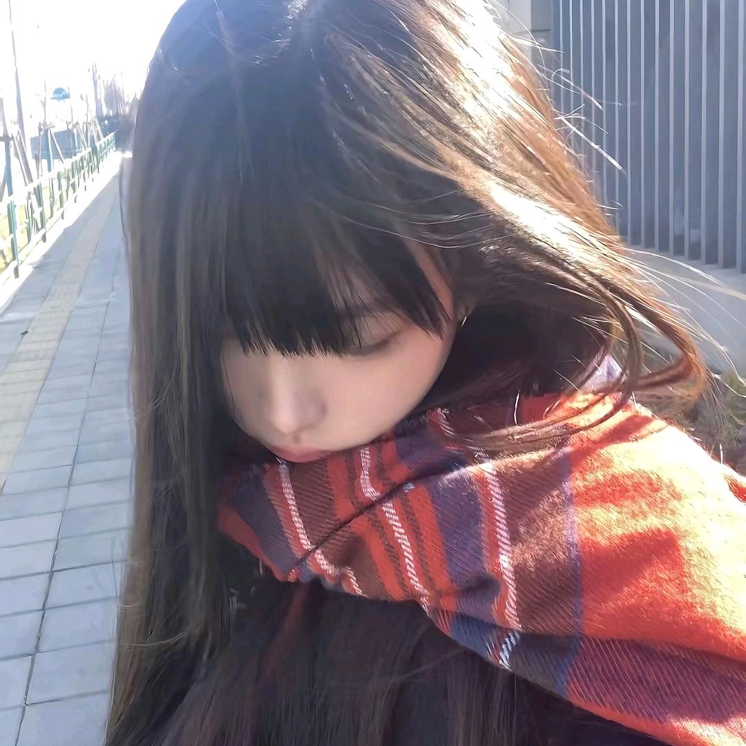 莫名